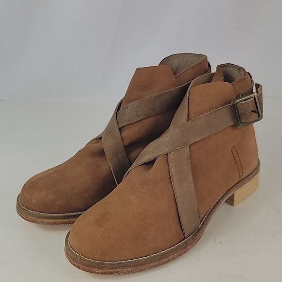 Free People Las Palmas Distressed Leather Women's Ankle Boots - Picture 7 of 15